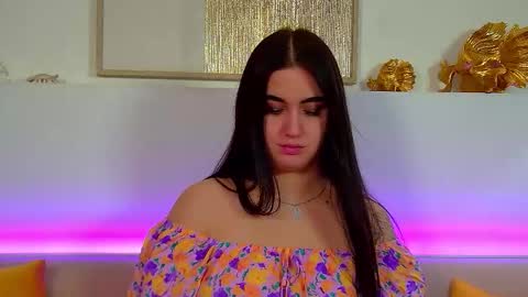 Christina online show from 11.13.25