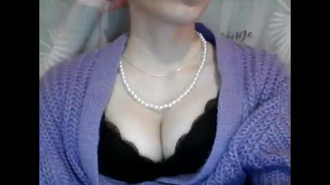 christine40211 online show from 02.26.25