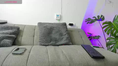 Snapshot of christopher_park chatting on 12.24.24 Christopher online show from 12.24.24