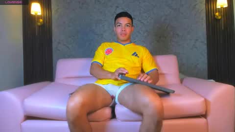 christopherivera online show from 07.03.26