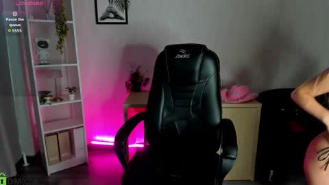 hristy3 online show from 09.09.25