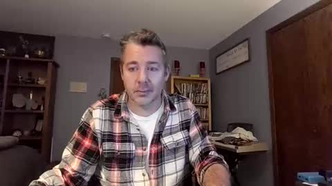 chrisw8121 online show from 12.16.25