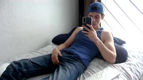 Snapshot of chrixtopherobin chatting on 03.16.26 Chrixtopherobin online show from 03.16.26