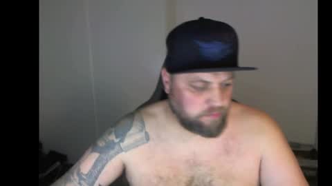 Snapshot of chrizz80 chatting on 02.21.25 Chrizz online show from 02.21.25