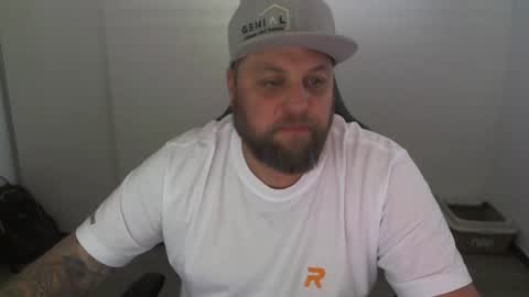 Snapshot of chrizz80 chatting on 03.01.25 Chrizz online show from 03.01.25