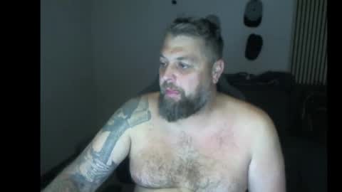 Snapshot of chrizz80 chatting on 10.21.25 Chrizz online show from 10.21.25