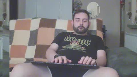 Snapshot of chubbbybo chatting on 11.06.25 Chubby Boy97 online show from 11.06.25