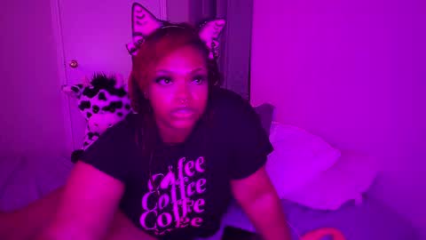 EmberEssence online show from 10.02.25