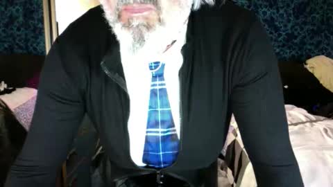 Snapshot of chubbybiboy77 chatting on 10.01.25 chubbybiboy77 online show from 10.01.25