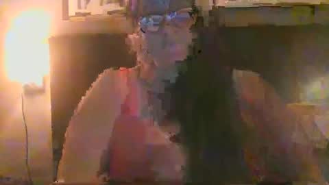 Snapshot of chubbycutie420 chatting on 10.06.25 chubbycutie420 online show from 10.06.25