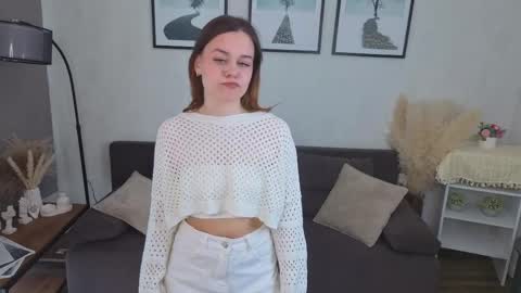 My name is Mia hello everyone online show from 04.04.26