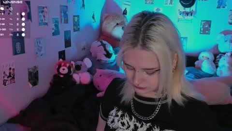 Helen and Teya online show from 11.18.25