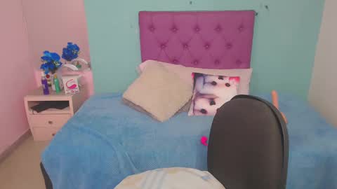 Snapshot of cinthyagomez6 chatting on 01.23.25 cinthyagomez6 online show from 01.23.25