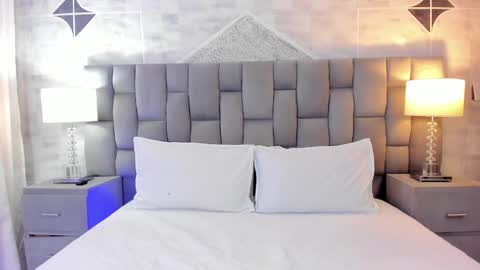 CintiaCollins  online show from 03.11.25