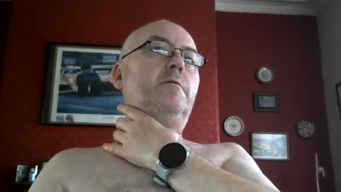 Snapshot of cip1975 chatting on 06.19.26 cip1975 online show from 06.19.26