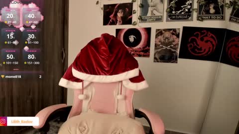 Snapshot of circe_l chatting on 12.15.24 Paulina online show from 12.15.24