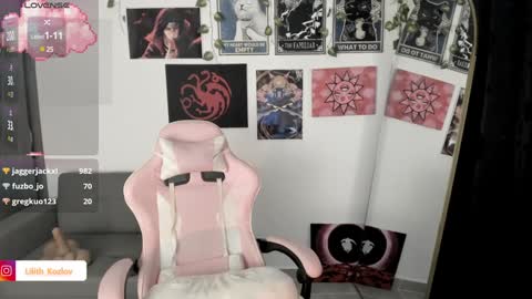 Snapshot of circe_l chatting on 01.24.25 Paulina online show from 01.24.25