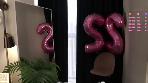 Sandy online show from 12.14.25