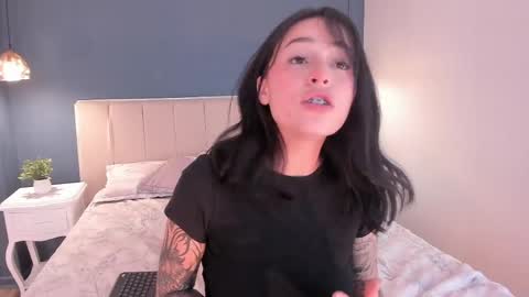 Anna online show from 04.23.26