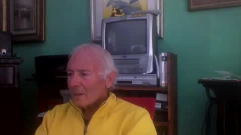 Snapshot of ciuk chatting on 11.24.25 ciuk online show from 11.24.25