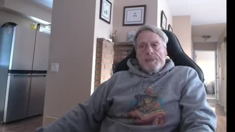 Snapshot of cjscout chatting on 11.17.25 cjscout online show from 11.17.25