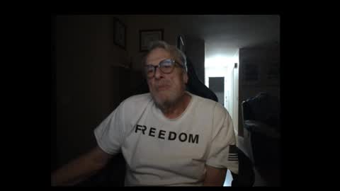 Snapshot of cjscout chatting on 11.24.25 cjscout online show from 11.24.25