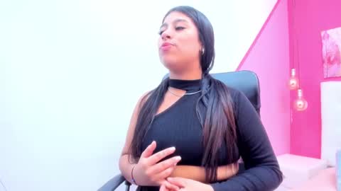 Snapshot of claire_aristizabal chatting on 01.16.25 claire aristizabal online show from 01.16.25