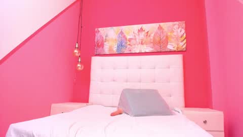 Snapshot of claire_aristizabal chatting on 01.24.25 claire aristizabal online show from 01.24.25