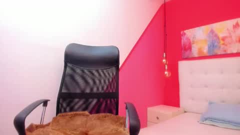 Snapshot of claire_aristizabal chatting on 01.31.25 claire aristizabal online show from 01.31.25