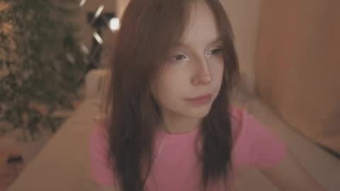 Snapshot of claire_bennett chatting on 09.30.25 Claire Bennett online show from 09.30.25