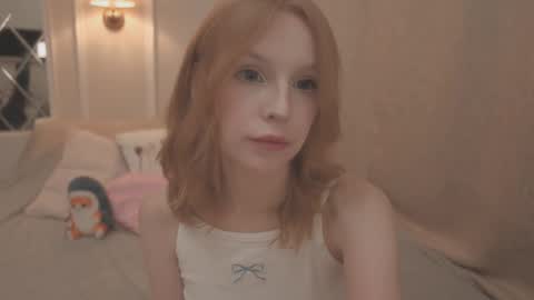 Snapshot of claire_bennett chatting on 10.09.25 Claire Bennett online show from 10.09.25