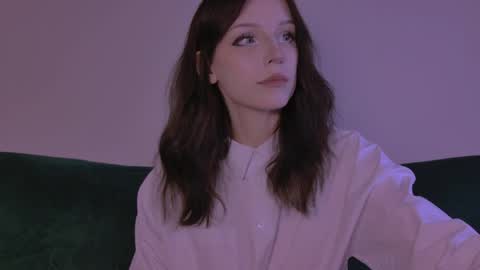 Snapshot of claire_bennett chatting on 04.15.26 Claire Bennett online show from 04.15.26