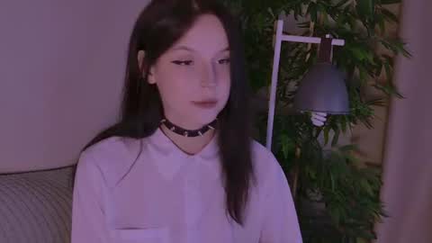 Claire Bennett online show from 06.27.26
