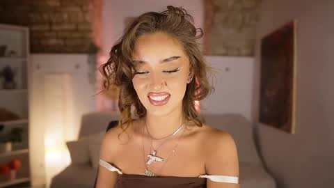 Clara smile online show from 03.10.25