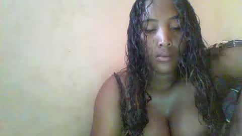 Snapshot of clarah0123 chatting on 12.14.24 Clarah0123 online show from 12.14.24