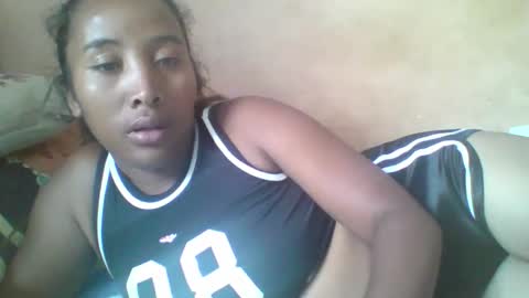 Snapshot of clarah0123 chatting on 11.27.25 Clarah0123 online show from 11.27.25