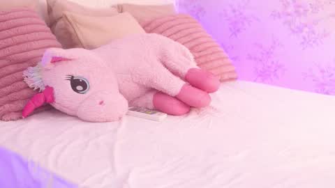 ClaraHazel online show from 01.13.26