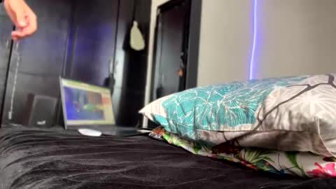 Snapshot of clarentz_baileys chatting on 02.03.26 Clarentz bby online show from 02.03.26