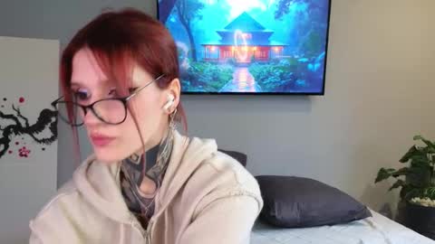 Sophie online show from 11.08.25