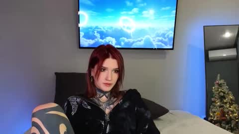 Sophie online show from 12.22.25