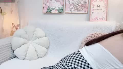 Clari online show from 04.28.26