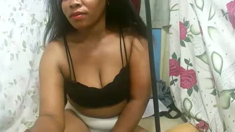 clarissiaa online show from 11.24.25