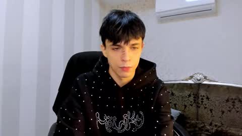 Clark online show from 03.04.26