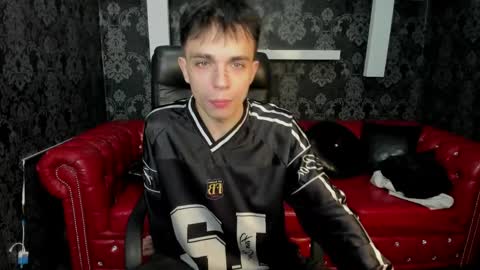 Clark online show from 04.02.26