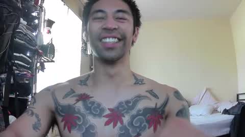 Snapshot of clarro chatting on 03.14.26 clarro online show from 03.14.26