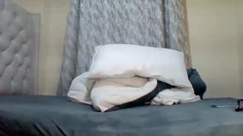 Snapshot of classic_carmen chatting on 02.10.26 carmen online show from 02.10.26