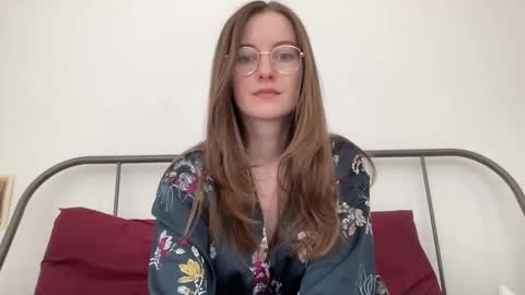 classyandgirly online show from 03.05.25