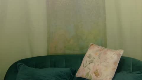 Snapshot of classytinna chatting on 01.14.25 Classy Tinna online show from 01.14.25