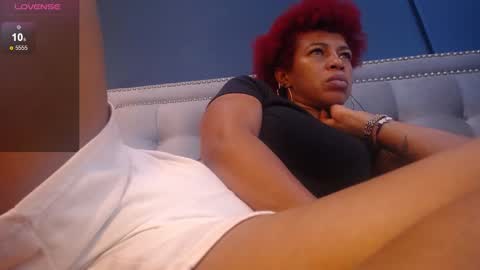 Snapshot of claudyowen chatting on 01.16.25 Anastasia Owen online show from 01.16.25