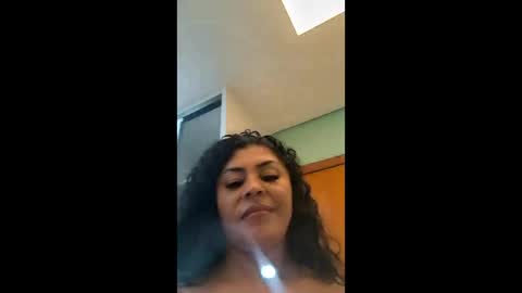 Clcia morena online show from 04.21.26